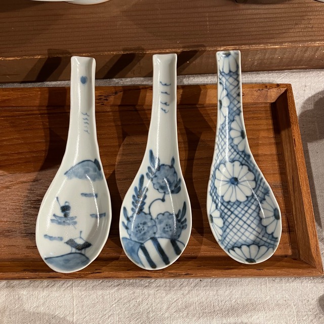 皐月窯　白土　レンゲ　砥部焼