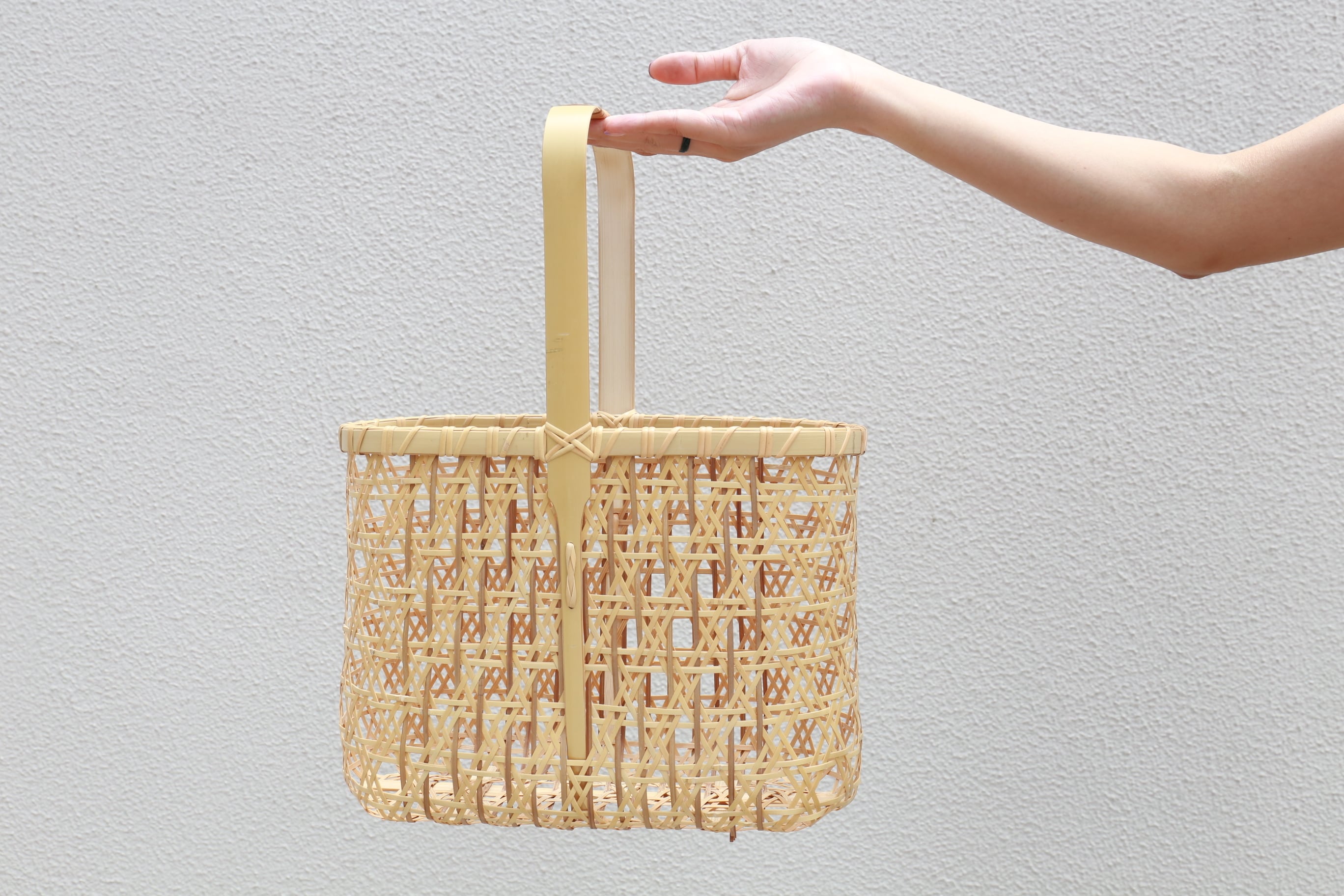 別府竹工芸研究所 二重六つ目カゴ | SELECT BEPPU