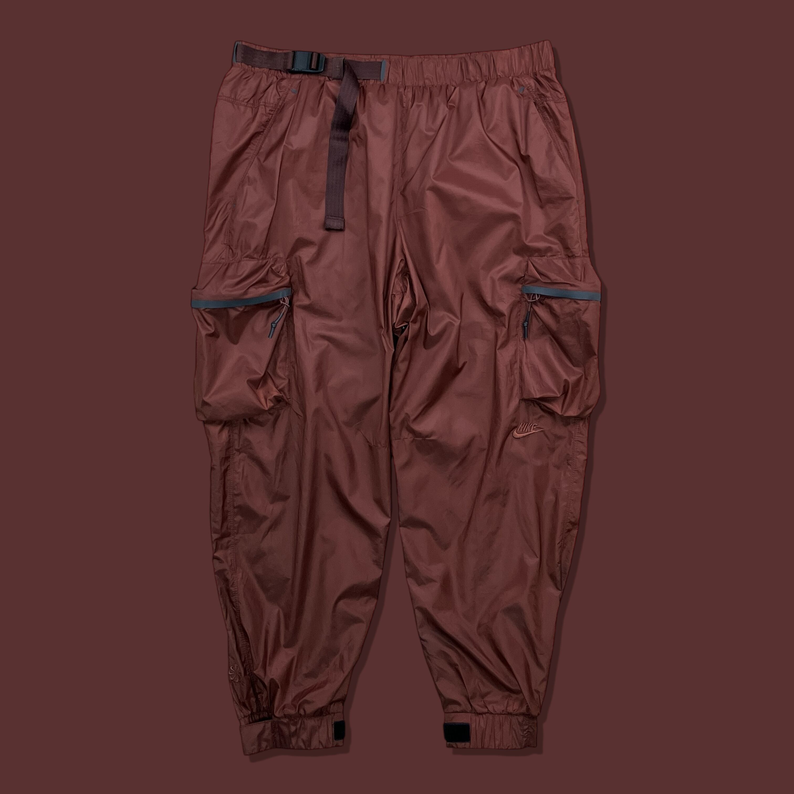 2022 NIKE TECH PACK NSW TP LND WOVEN PANTS