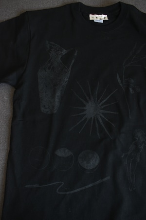 【受注生産】physis block-printed Tshirt / Black