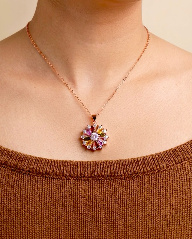 《個性を鮮やかに花開かせて / お守り》七色の花火｜ネックレス CZダイヤ 18k仕上げ［A153］
