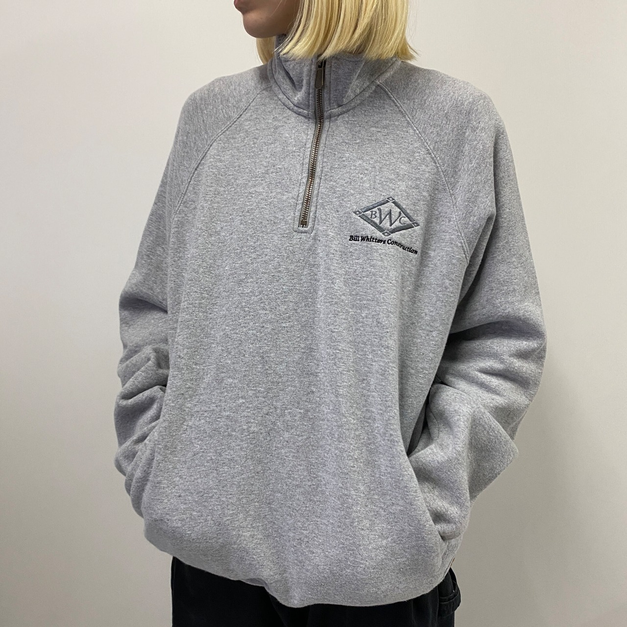 Carhartt カーハート ハーフジップ ハイネック 企業ロゴ 刺繍 