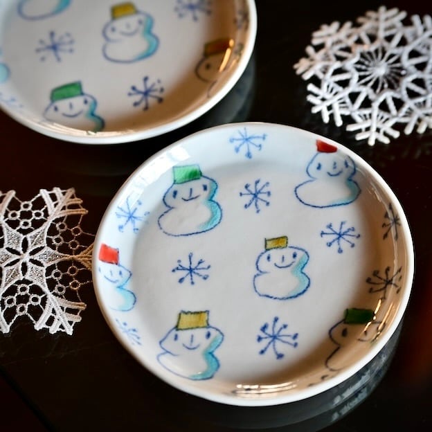 村田菜穂美作 『 雪だるま』 丸おやつ皿 (1枚) | casa rua［カーサ・ルア］