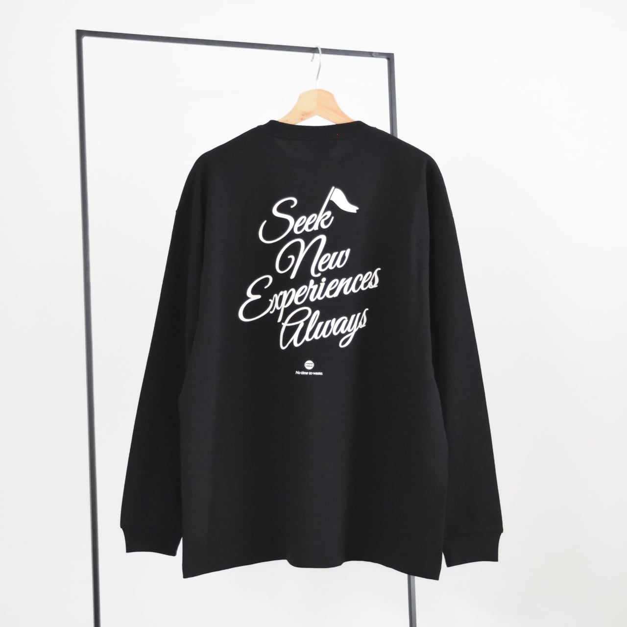 Experience / Long Sleeve T-Shirt（Black） | SNEA