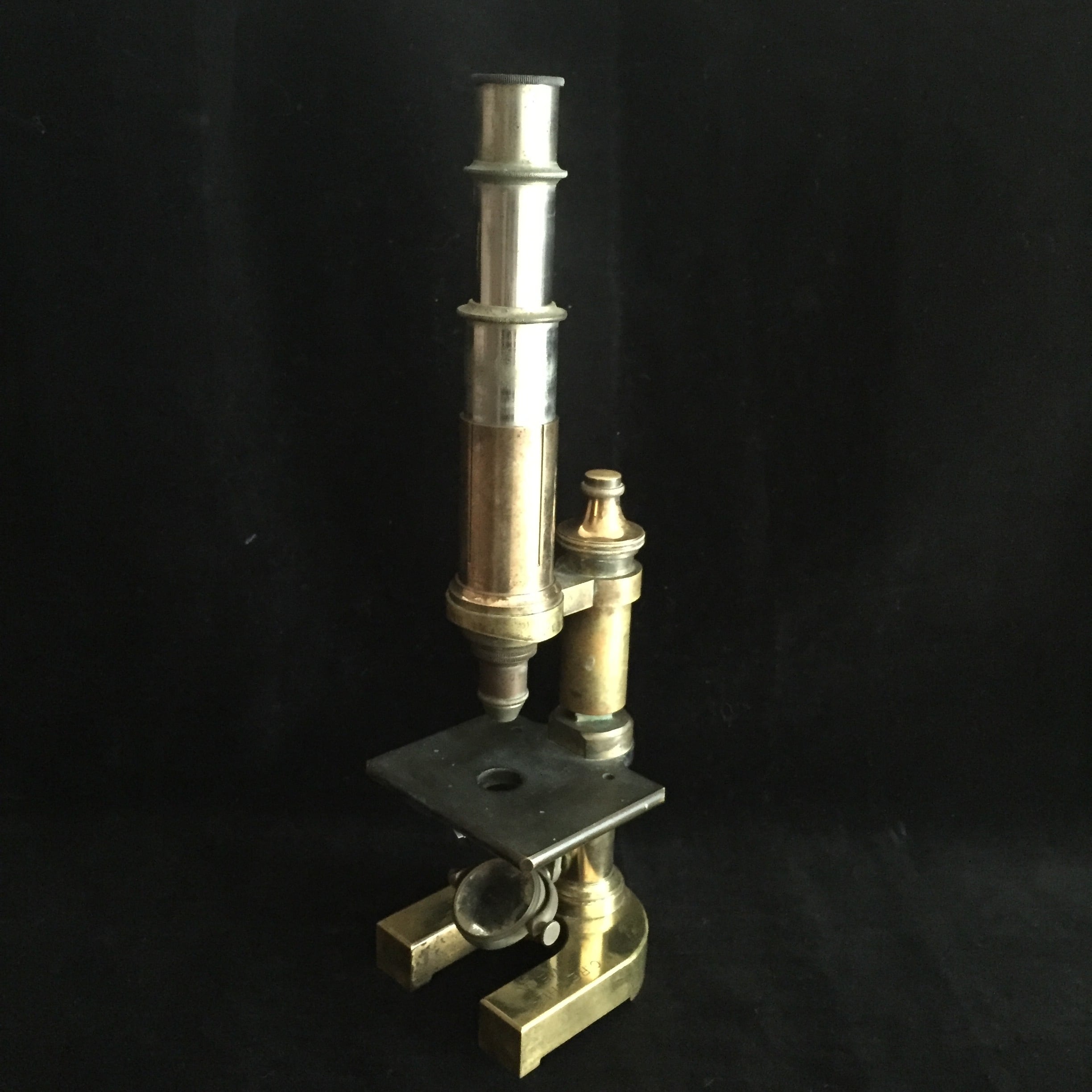 Antique Reichert Microscope 1890 | antico powered by BASE