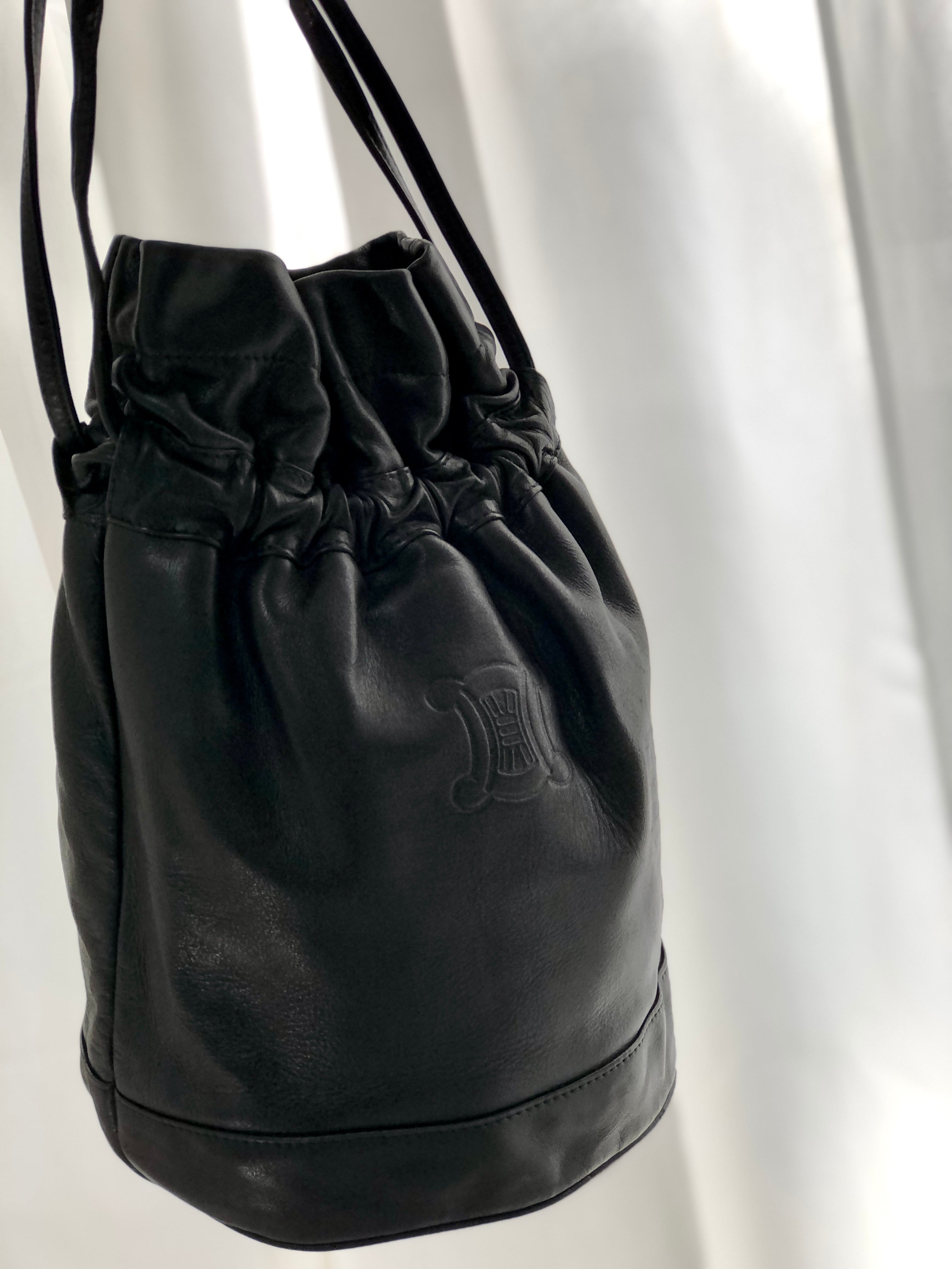 CELINE セリーヌ ブラゾン型押し トリオンフ レザー 巾着 ショルダーバッグ ブラック vintage ヴィンテージ オールドセリーヌ ptiyh5