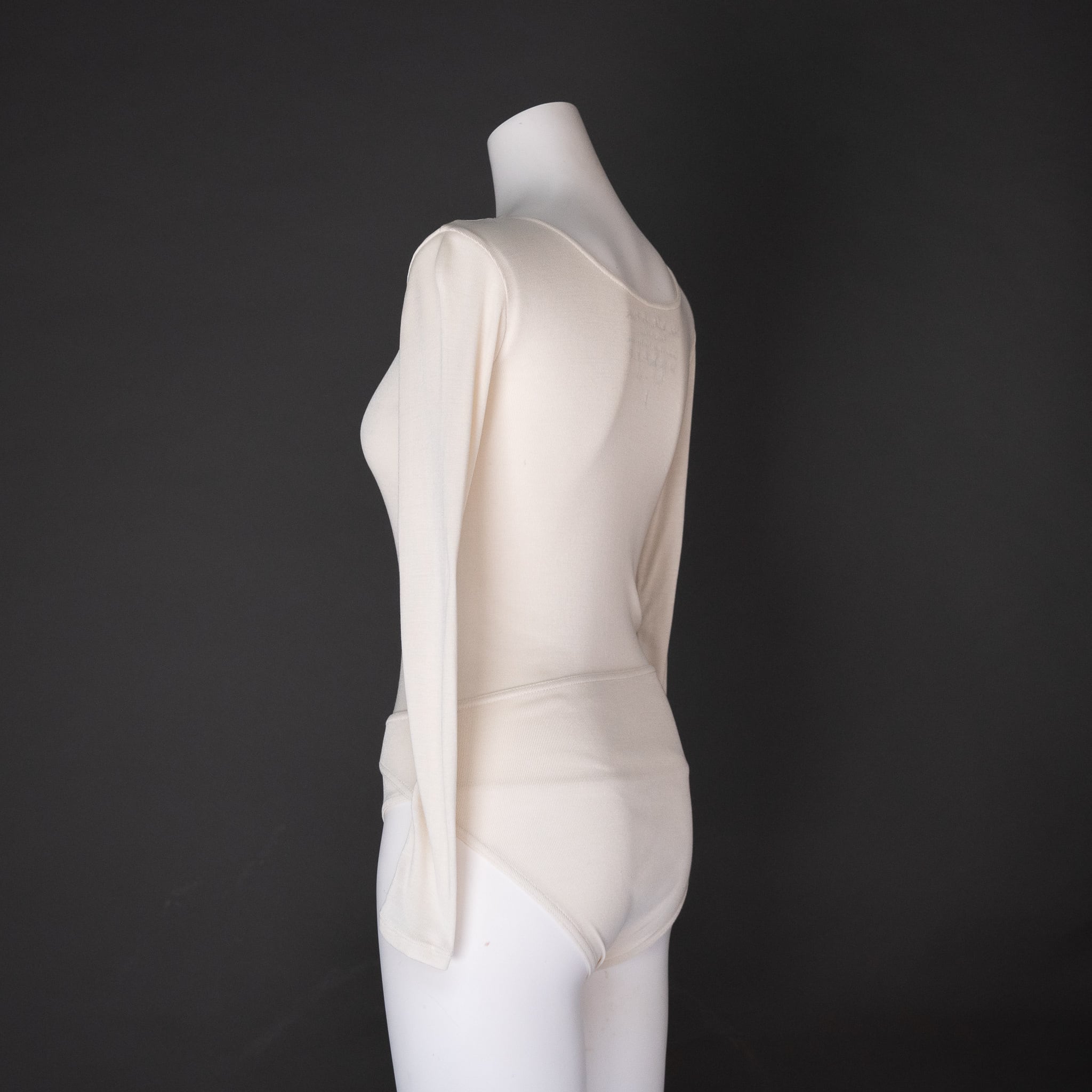 Nu Life in Silk ニットボディースーツ White | Basara