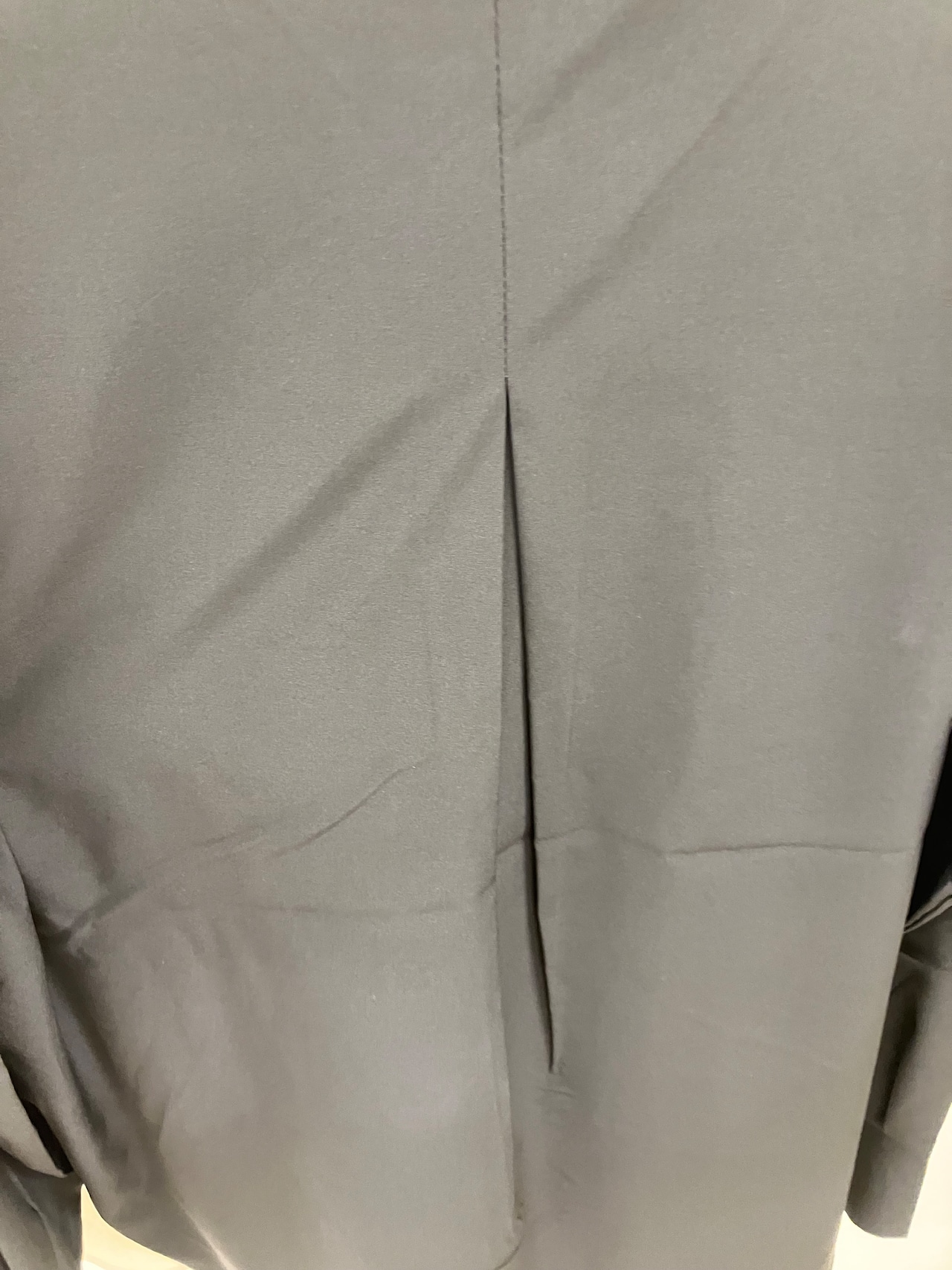 le vent souffle ラウンドヘムTブラウス S021