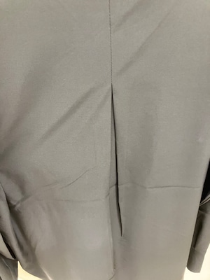 le vent souffle ラウンドヘムTブラウス S021