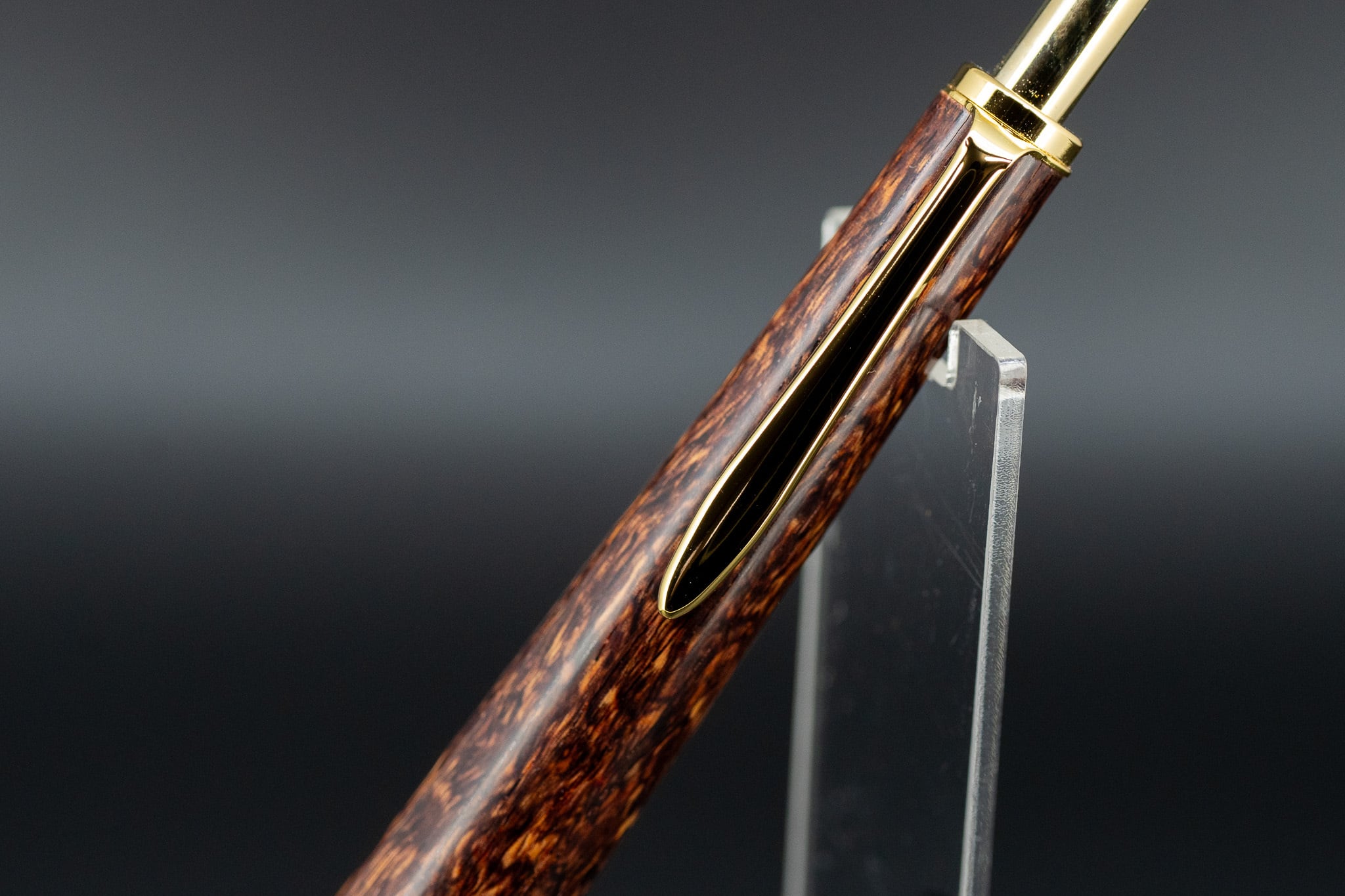 【東洋のローズウッド】 縞紫檀 変わり杢 極上 gold MP