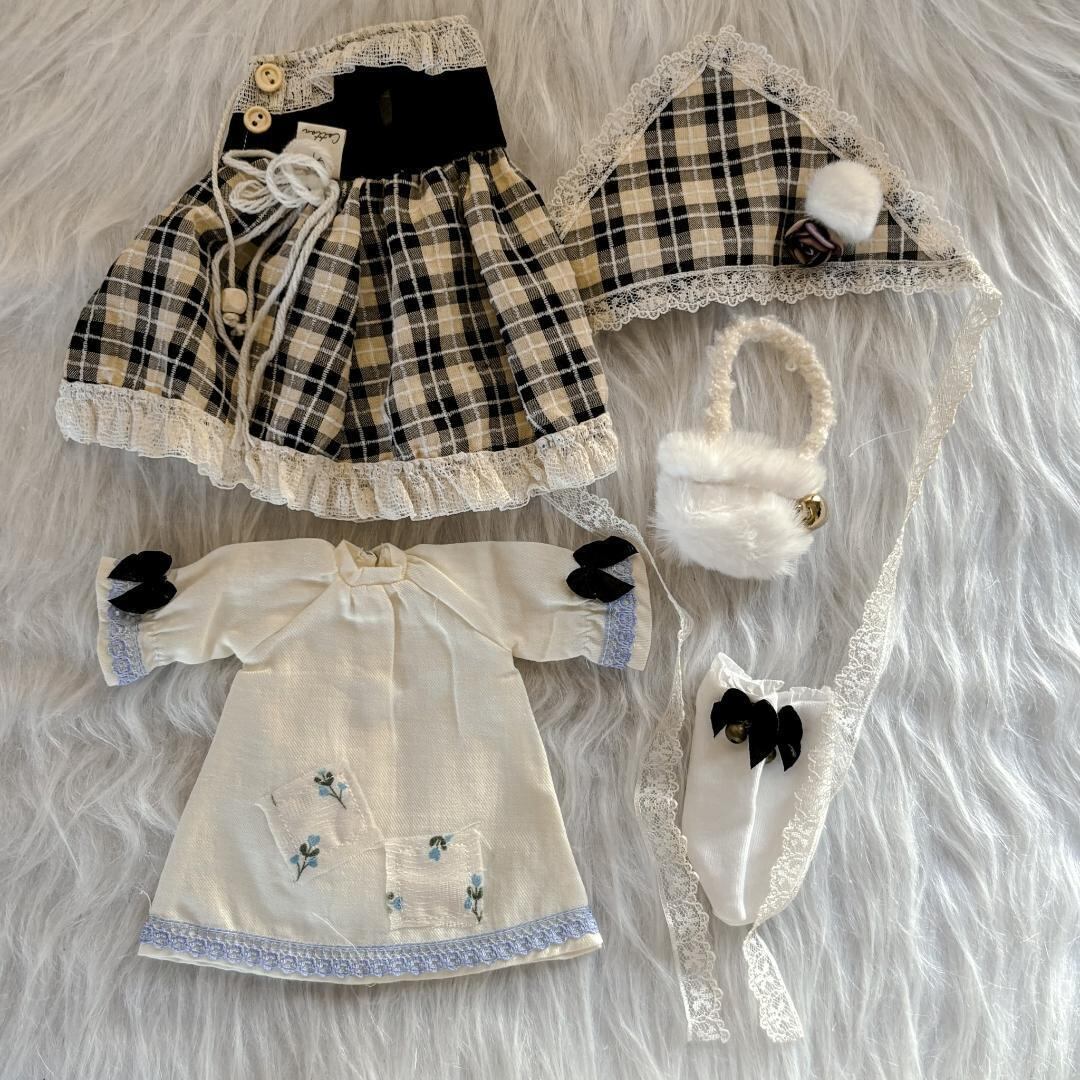 WY702 BJD 1/4 ドール 衣装 ワンピース 人形服 8セット