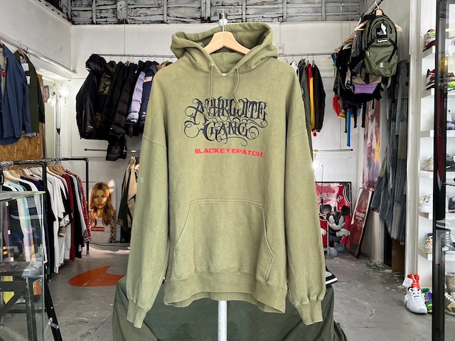 THE BLACK EYE PATCH x APHRODITE GANG HOLDINGS﻿ BEPXAGH HOODIE OLIVE XL 55498