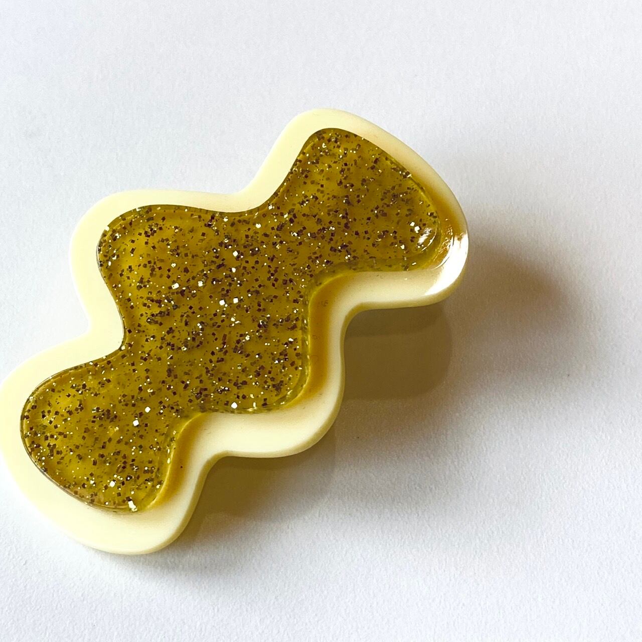Hani clip gold yellow