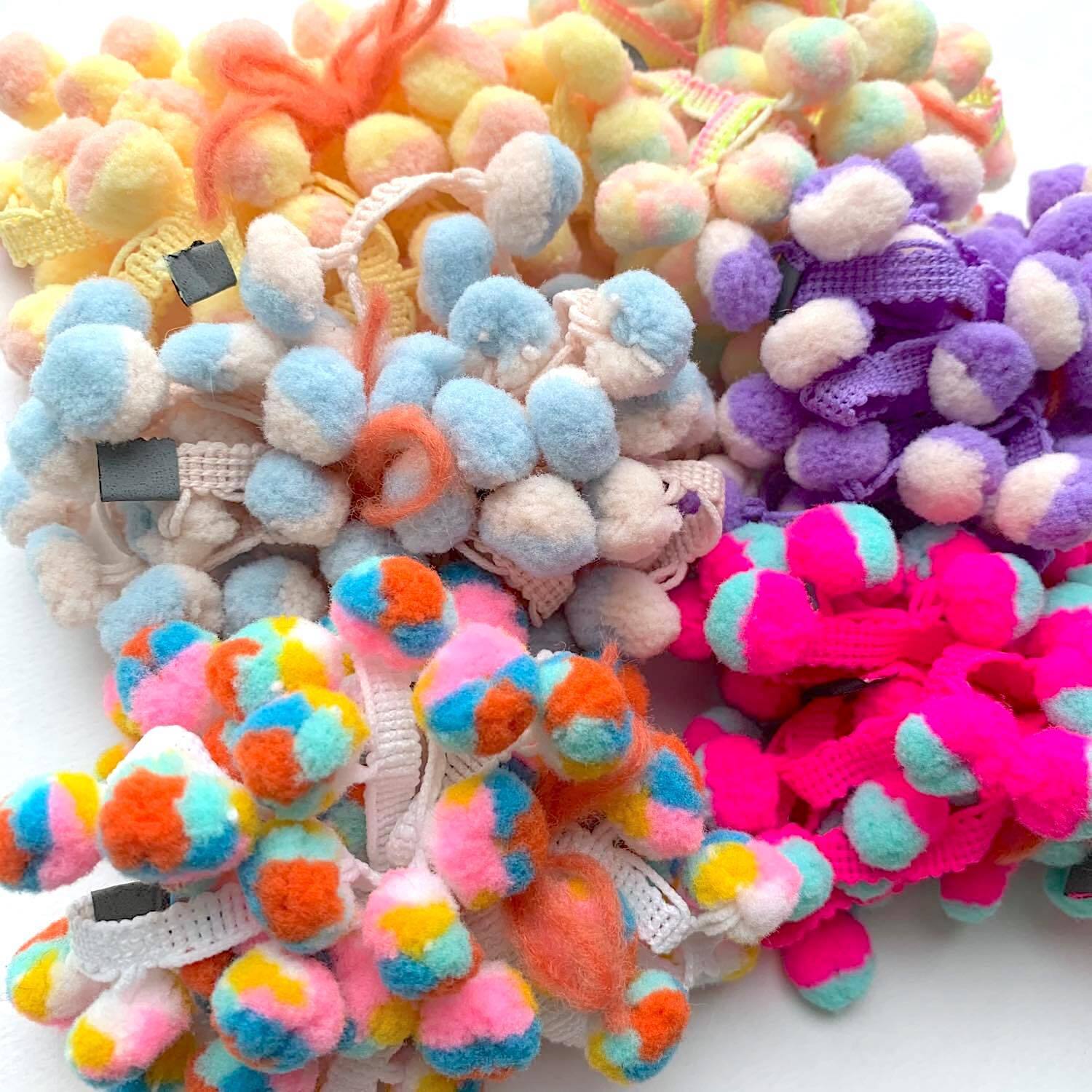 再入荷〉ポンポン付きMIXカラーリボン（1mカット） | Dua-アクセサリー