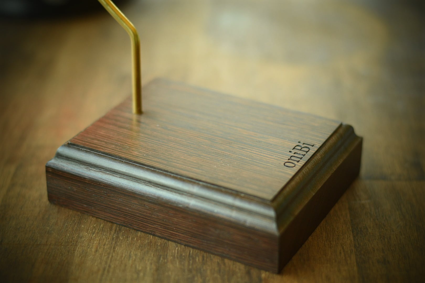 卓上ランタンスタンド 無骨 真鍮 ウエンジ | oniBi 定番モデル【紫鉄刀