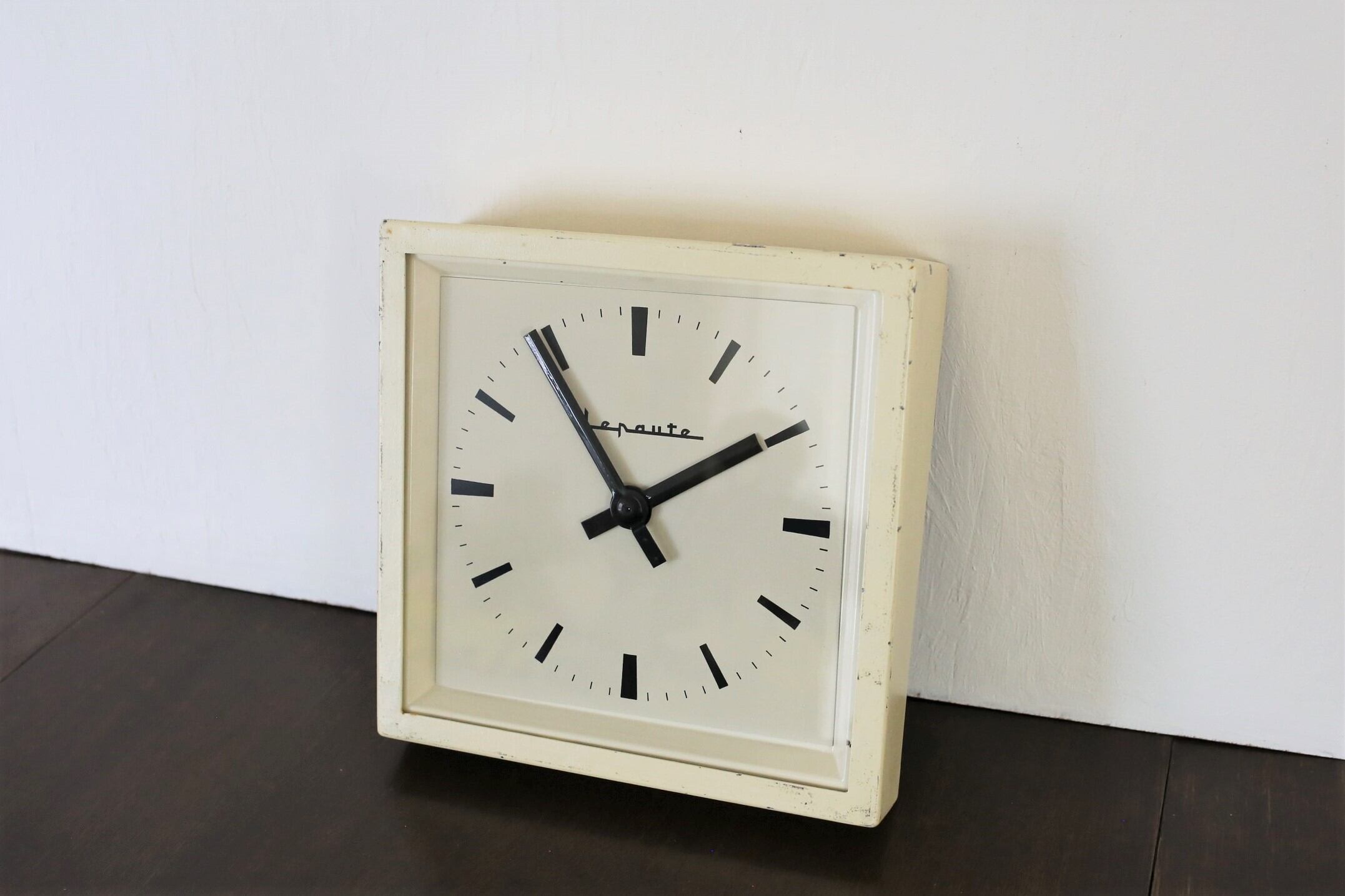 フランス アンティーク ヴィンテージ LEPAUTE 壁掛け時計 (電池式クォーツ交換済)N-02975