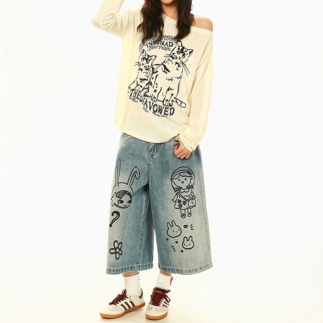 キャットグラフィックボートネックルーズフォルムカットソー 2col   R02580