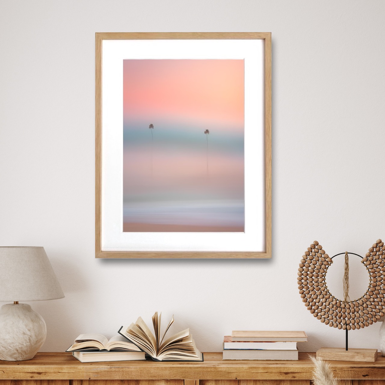 Silent Mirage｜幻想的なヤシの木と淡い光のアートポスター｜静寂と癒しのミニマルインテリアに最適A3ポスター