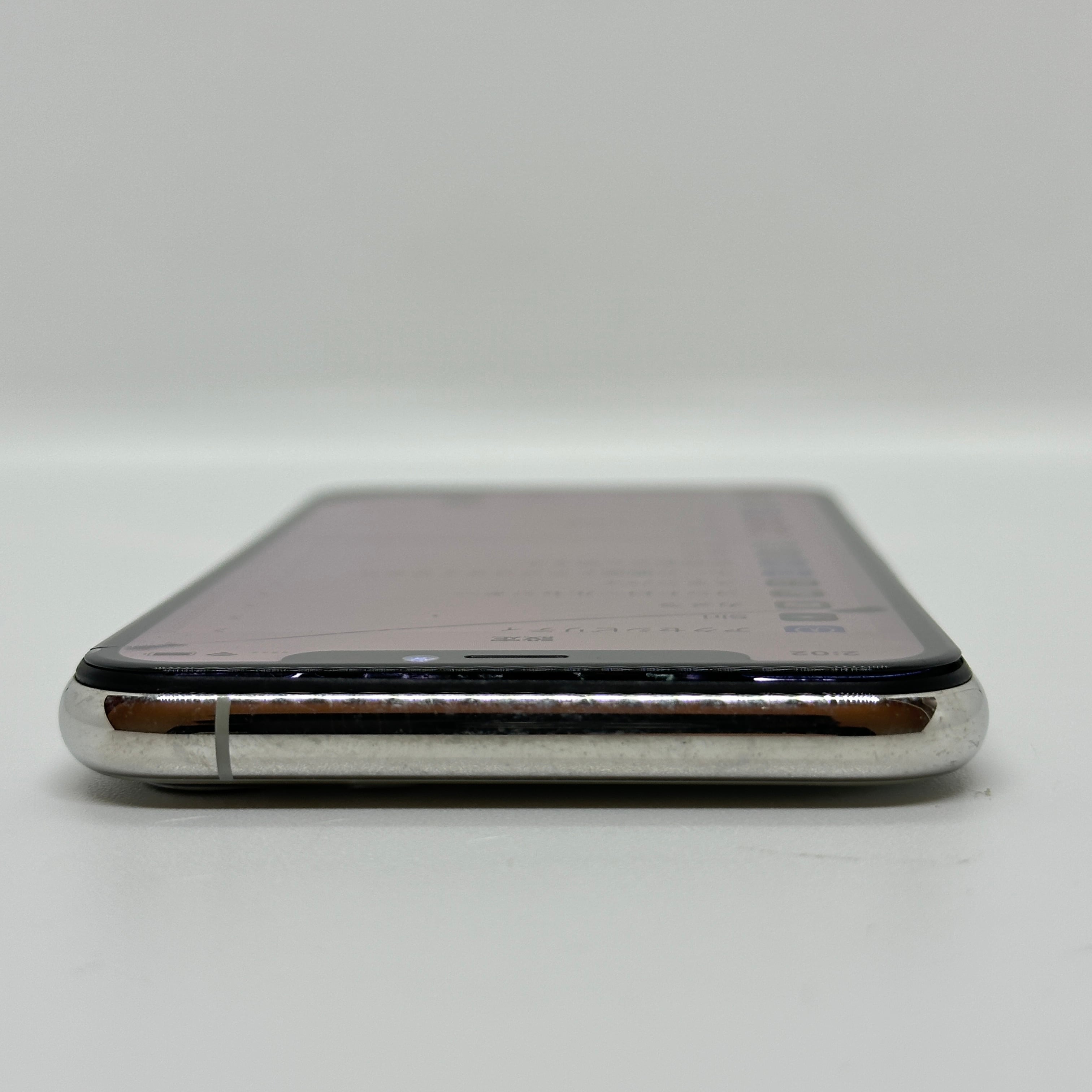 激安ジャンク】iPhone11Pro 256GB ホワイト【SIMロック解除済み