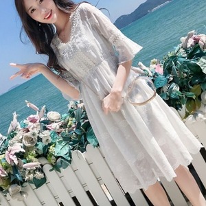 総レースワンピース レディース 送料無料 リーフ柄レースワンピース フレアスリーブレースワンピース リーフ柄レースベルスリーブドレス ワンピース ドレス dress フレアワンピース ミニドレス フォーマルドレス パーティドレス ひざ丈 ミディアム丈 袖あり 半袖 フレアスリーブ Vネック レース フリル 透け感 エレガント 大人可愛い きれいめ 華やか 上品 白 ホワイト 黒 ブラック ボタニカル オケージョン 高見え インスタ映え 春夏 秋 お呼ばれ お出かけ デート パーティー 二次会 フォーマル