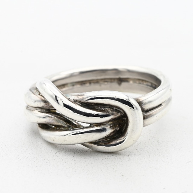 Twisted Design Elegant Ring  #8.0 / Denmark