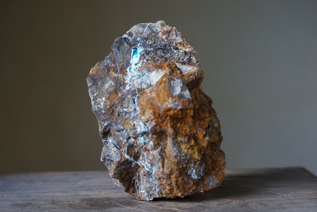 神岡鉱山産 ヘミモルファイト Hemimorphite
