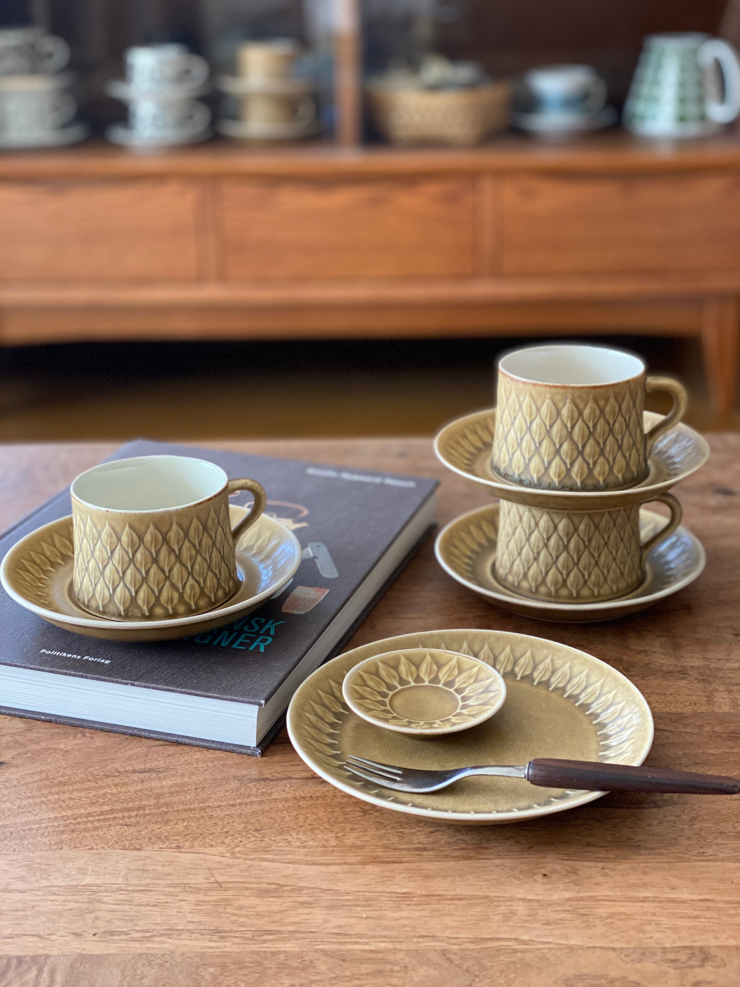 クイストゴー Quistgaard / レリーフ Relief/ ティーカップ&ソーサー