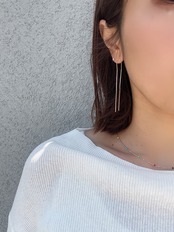 ラインスレッドピアス