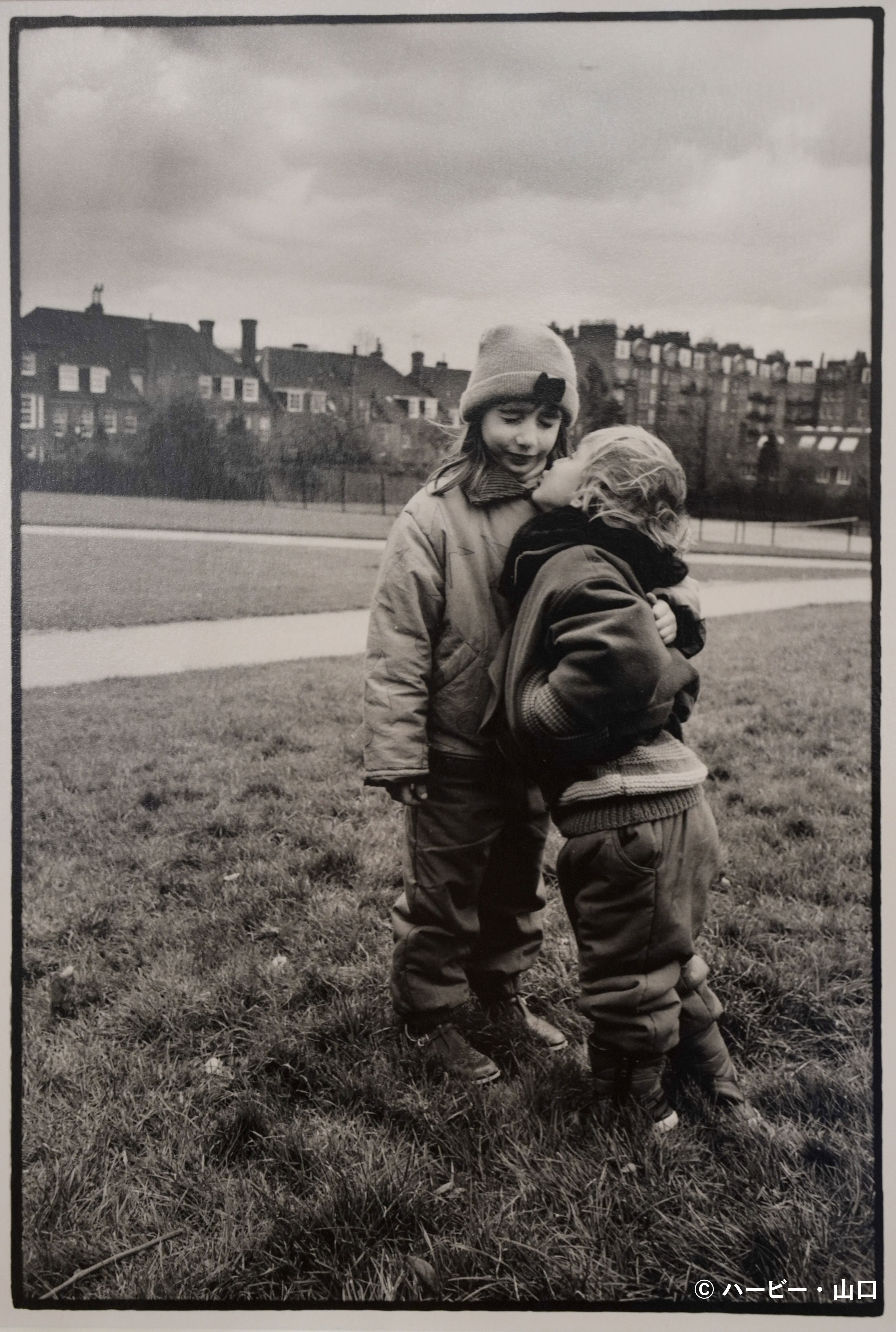 HERBIE YAMAGUCHI ／『Kiss』 LONDON 1988（プリント8x10／フレーム
