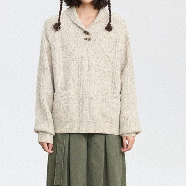 トグル風ボタンニットプルオーバー