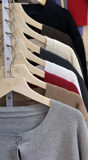 ノーカラーカーディガン