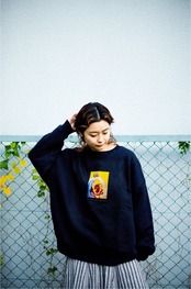 4.5TATAMI Big Silhouette Sweat navy