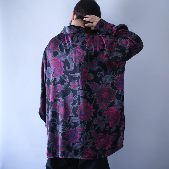 dark flower pattern gloss fabric over silhouette shirt