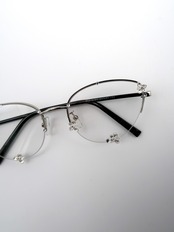 影山紗和子 x YNYN DIY Glasses 04