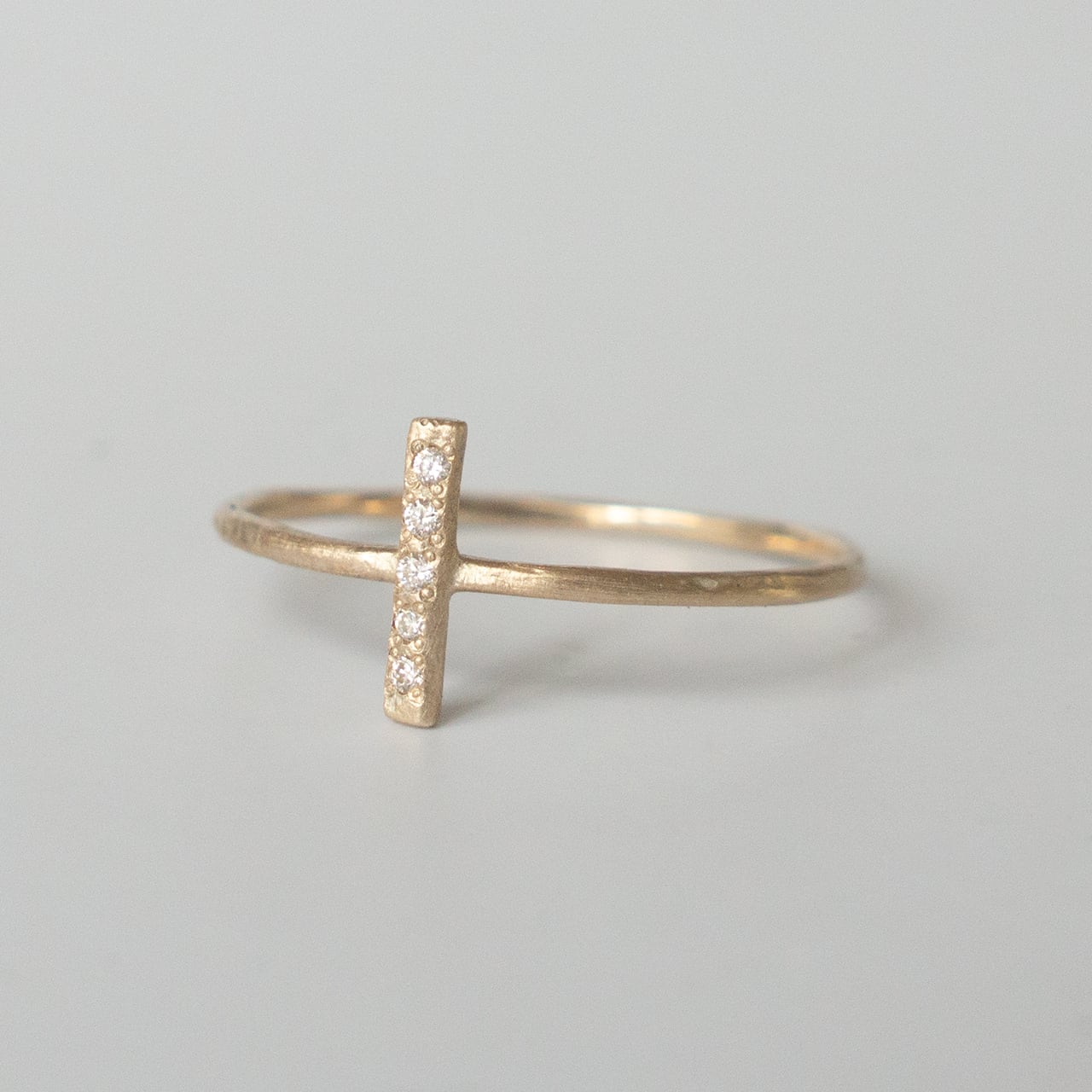 Rock Bar Cross Ring S K10 | Kumiko Taya jewelry