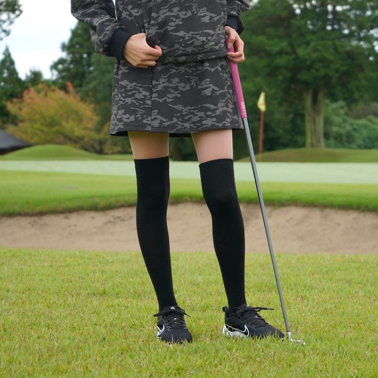 新品❤️CPG HEAT PERFORMA 黒スカート HEAT PF KAMO SK AMGL318004 | Defy54