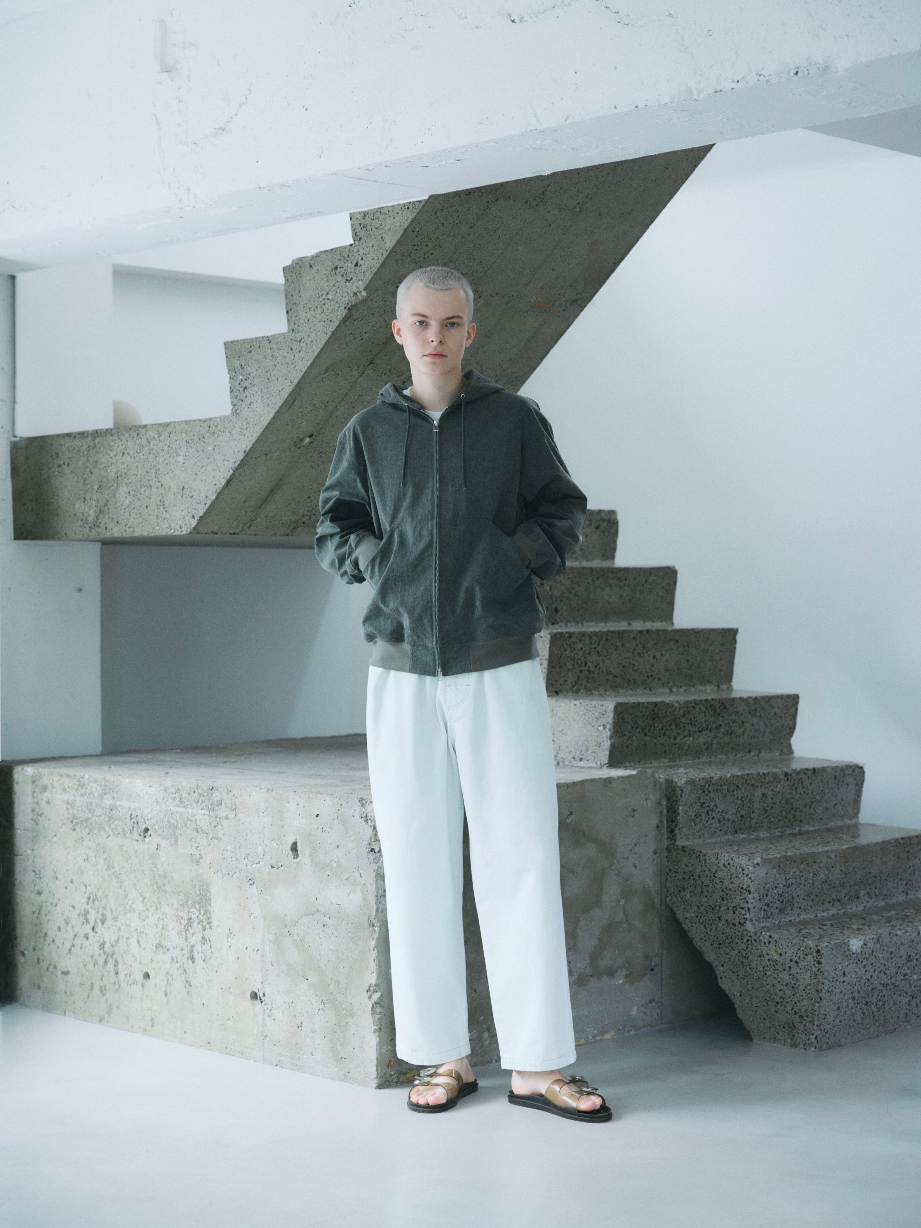 COMFORTABLE REASON / SURFACE DYED DENIM - ICE | DEXIM