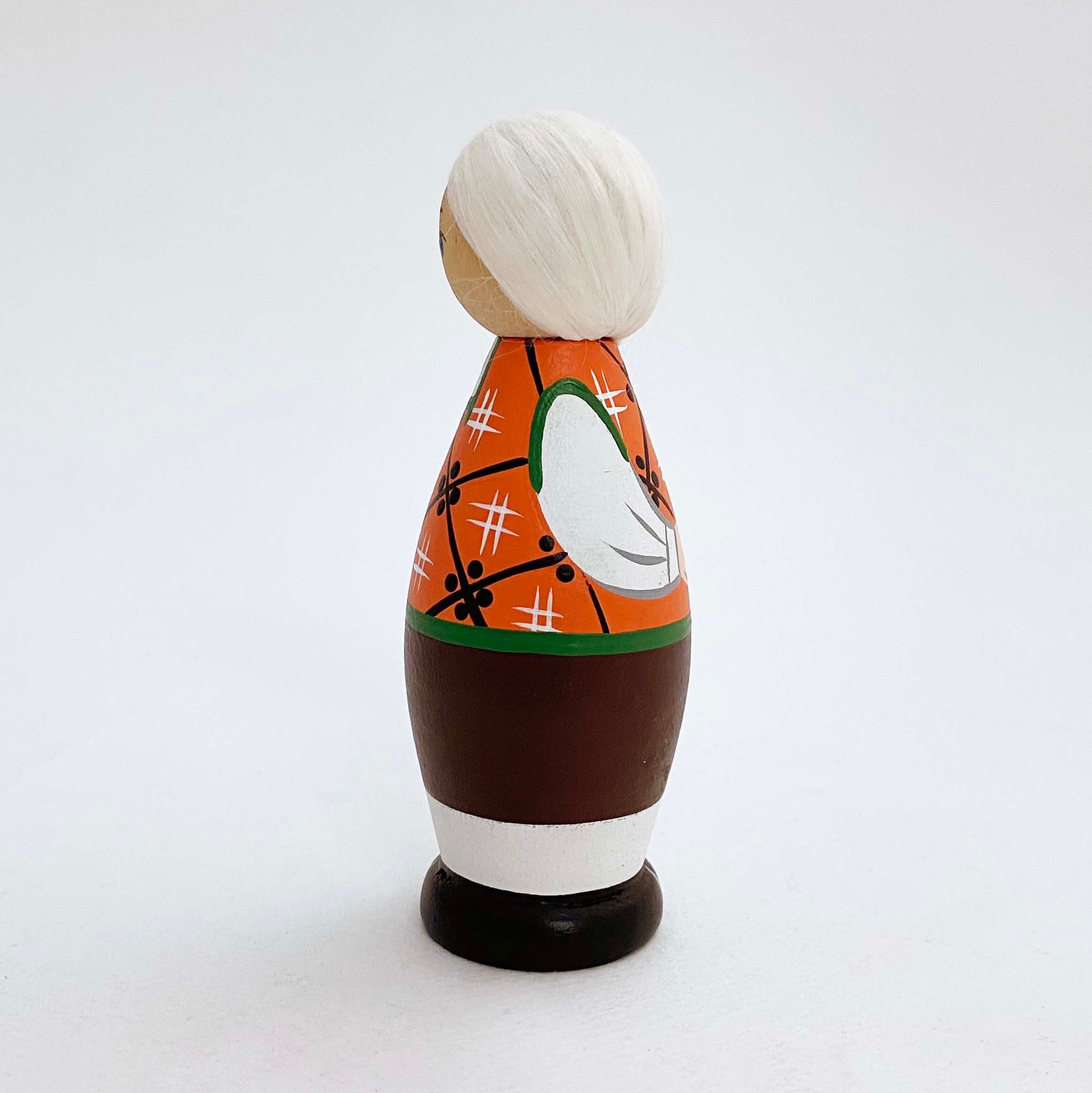 エストニアの民族こけし(ムフ島の男子12.5cm)