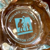 1960s HOWARD JOHNSON’S MOTOR LODGES ヴィンテージ ガラス アッシュトレイ 灰皿 USA