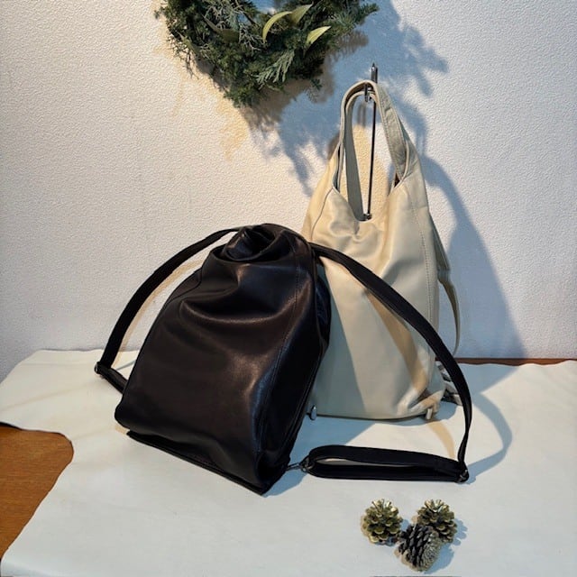 【美品】B.stuff ☆ボティバッグ B.stuff 新型☆ちょっと小さめナイロンコンビボディバッグ | TAKITA 靴