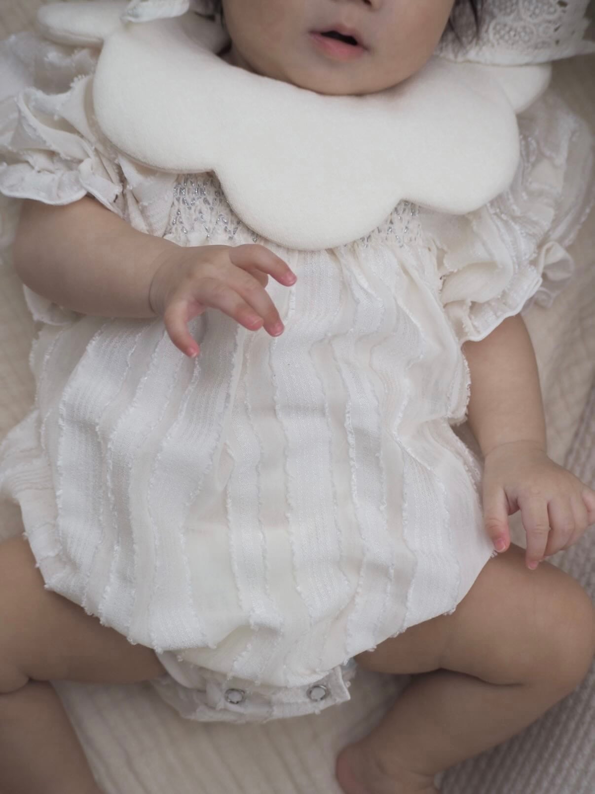 pile moku moku bib
