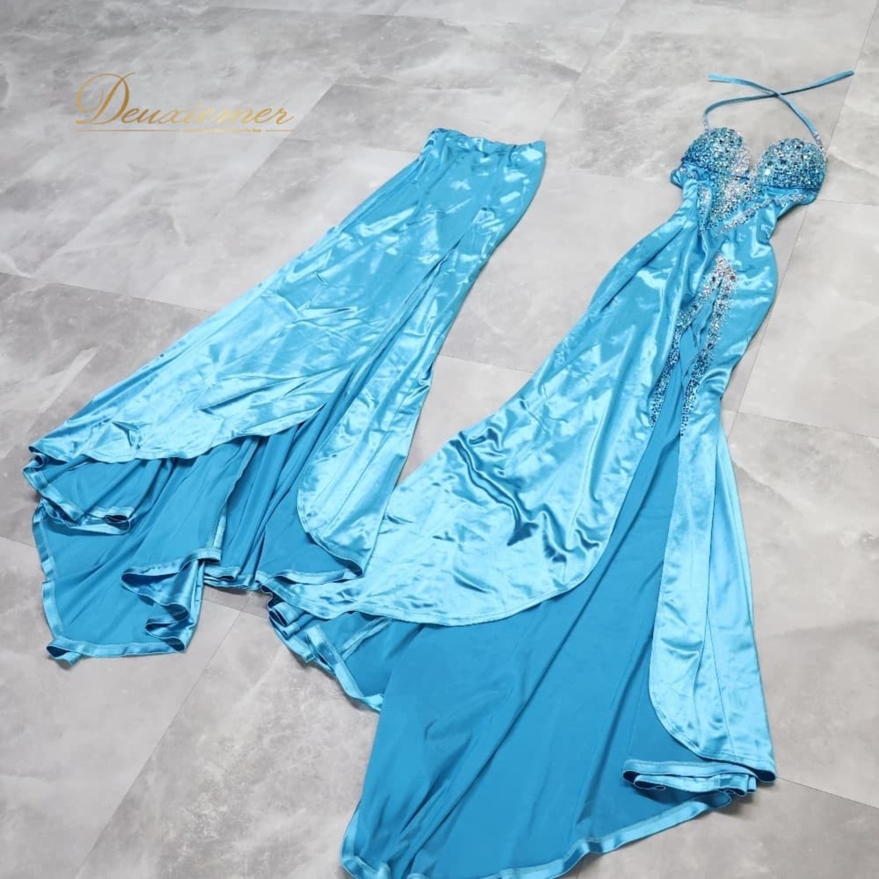 ボディコン コズドレ KOZdre KOZYA ドレス ワンピース ブルー系 シルバー系 水色 ランウェイモデル パーティ 発表会 練習 レッスン 大人可愛い スリット ロング丈 きれいめ フォーマル レッスンウェア シルバー装飾 光沢