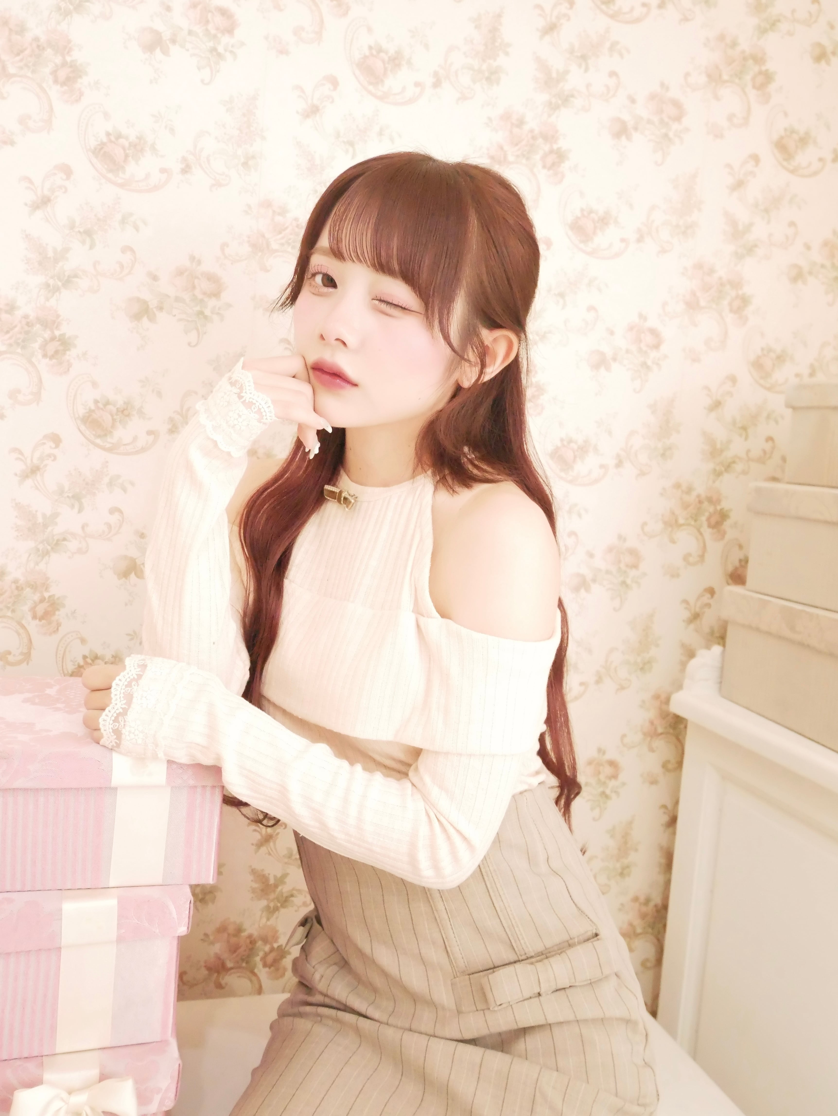 holder neck ribbon tops | meltie