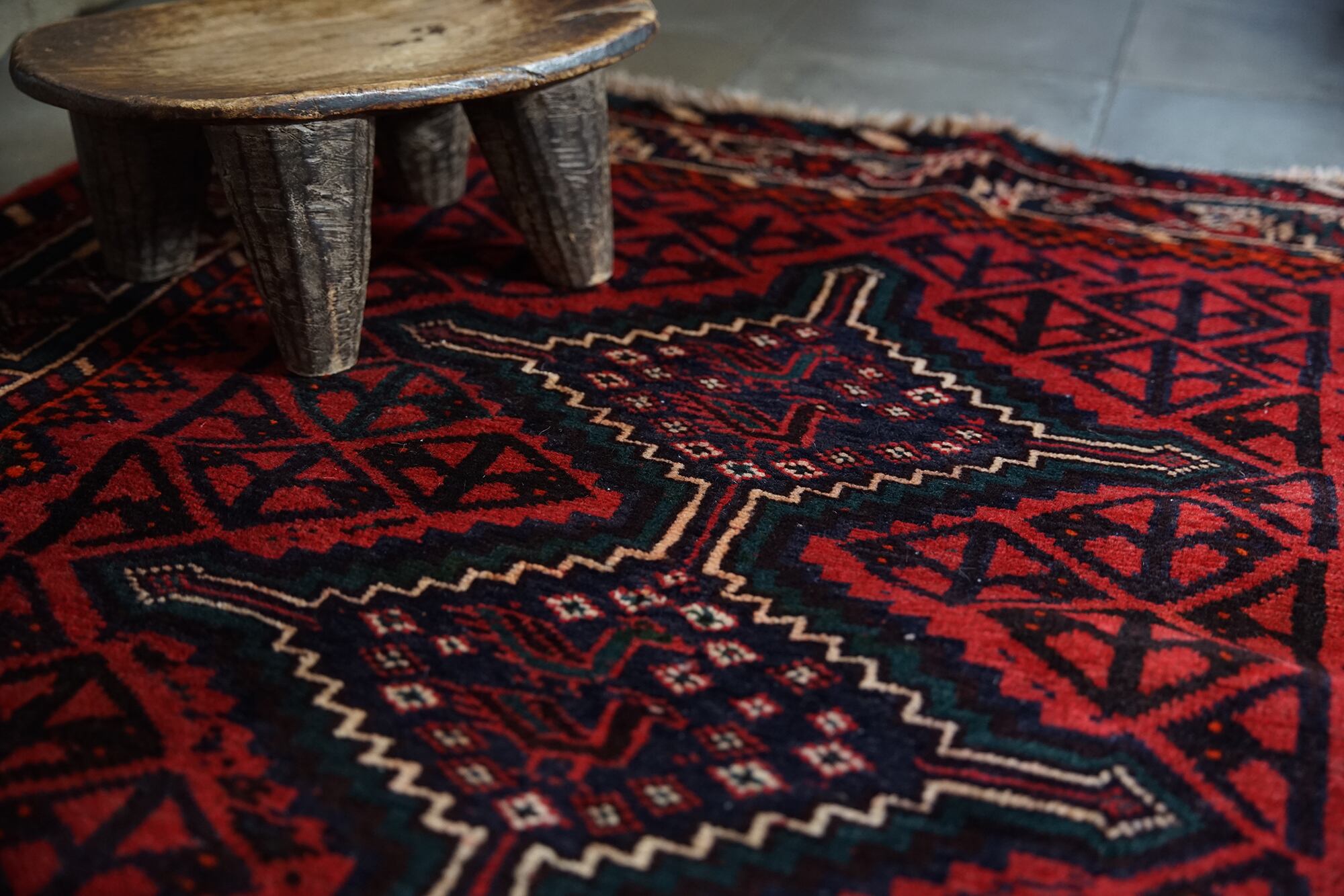 052 - Vintage qashqai rug | 手織りのヴィンテージラグ専門店 052 - Vintage qashqai rug | 手織りのヴィンテージラグ専門店