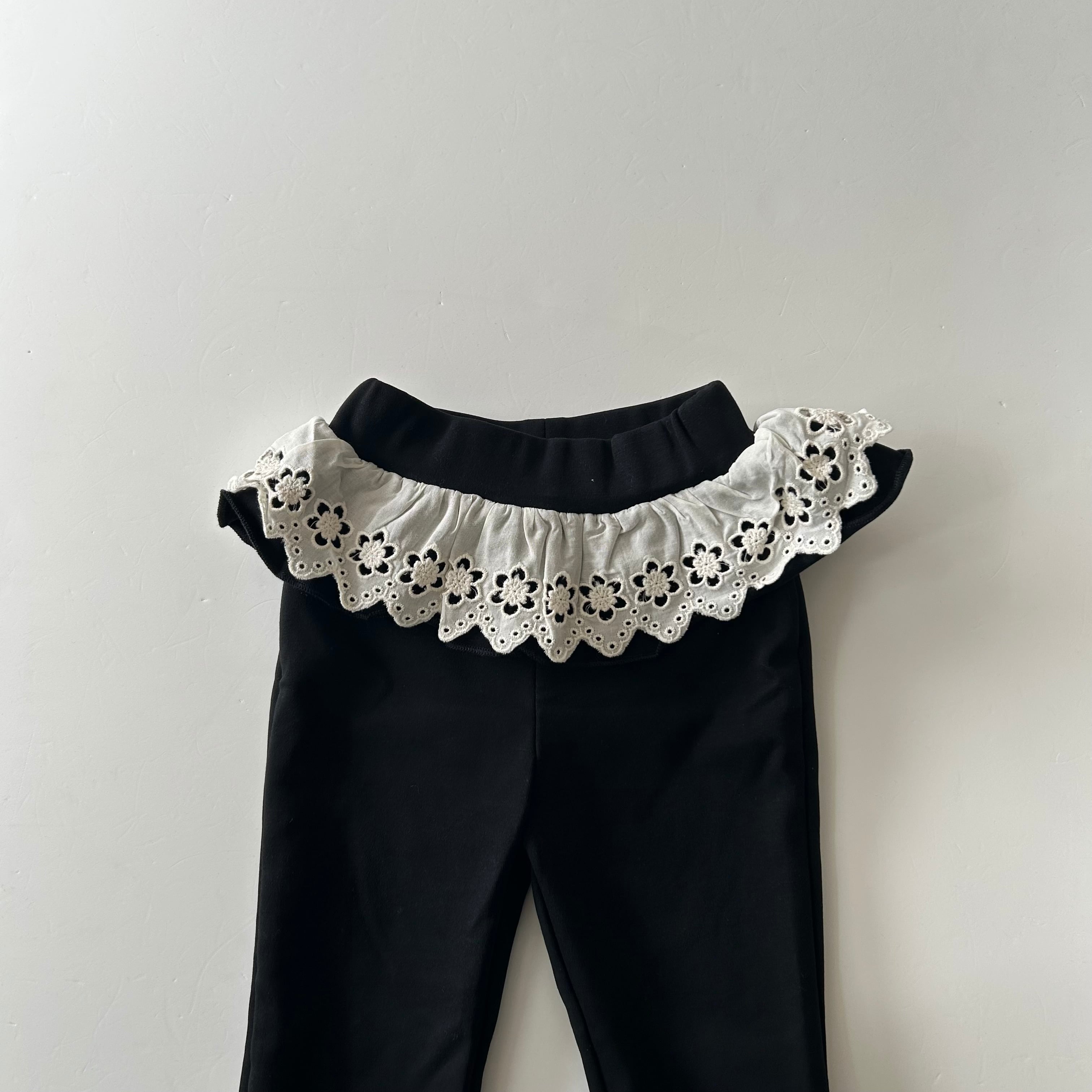 waist race black pants