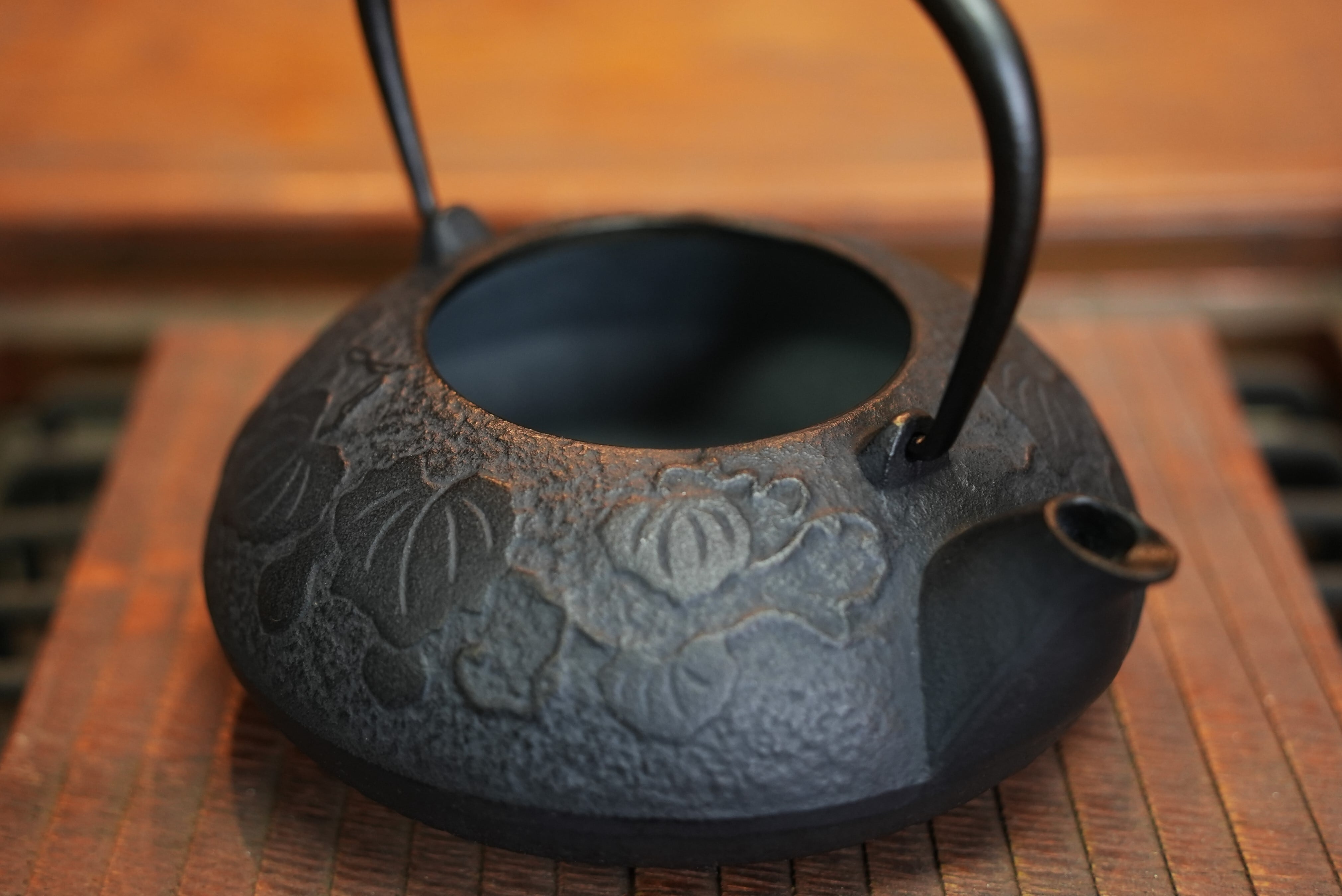 受注生産品)南部鉄器 鉄瓶 ひさご 黒寂 0.5L | 1848年創業 南部鉄器