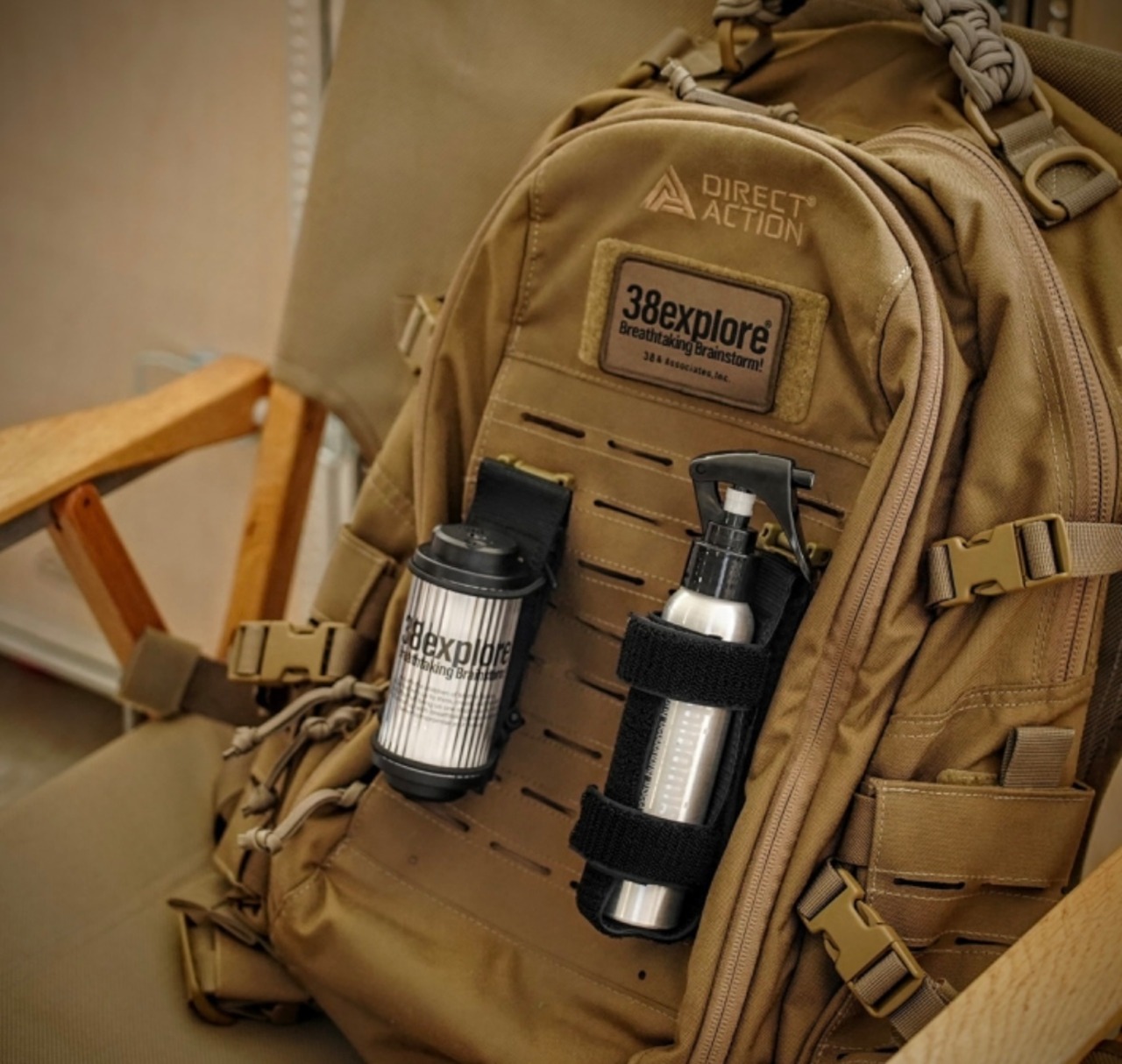 VERYBASE 38灯ホールドセット(Molle クリップ付き)