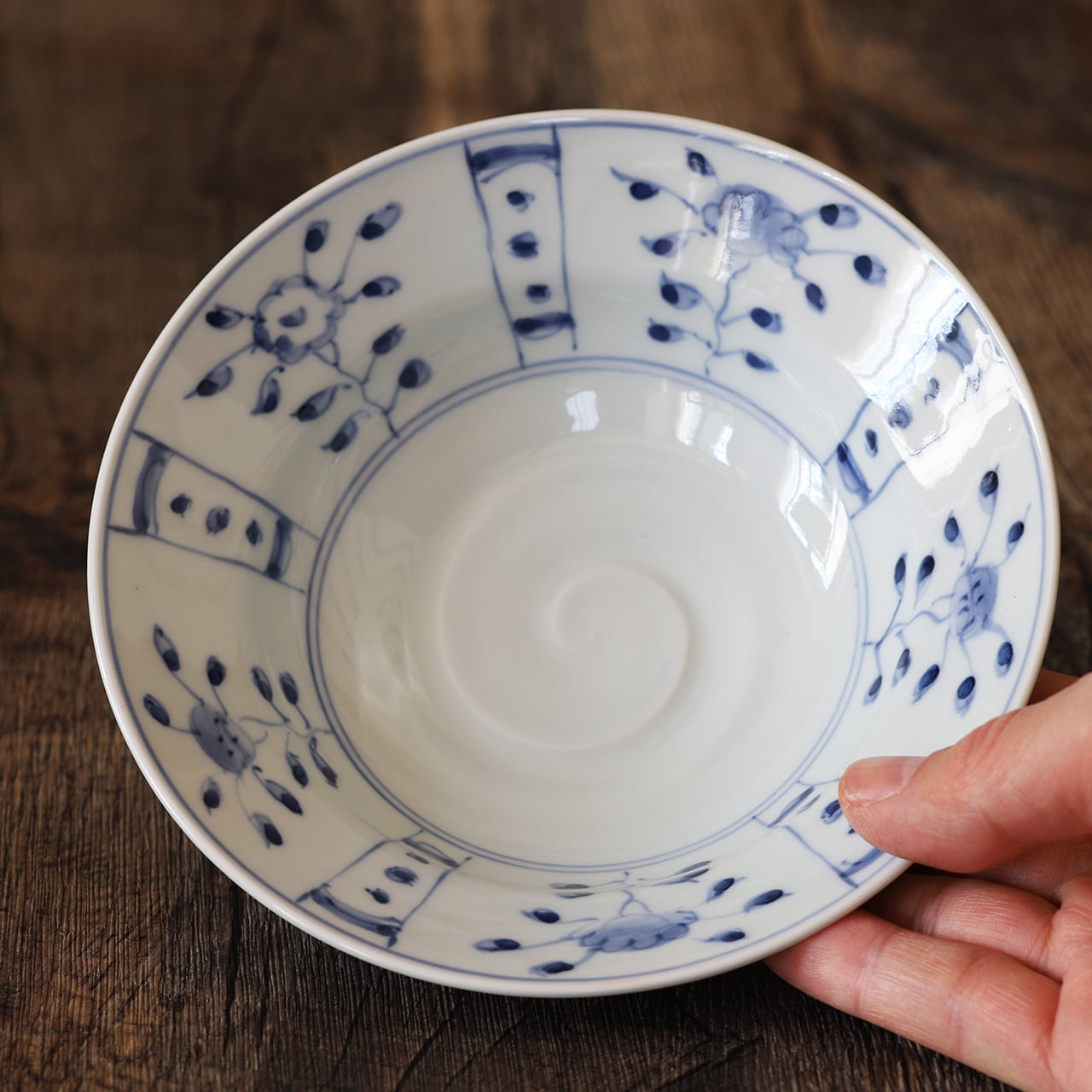 芙蓉手 5寸兜深鉢 作：井手國博・与志郎窯（有田焼） | Pay ID