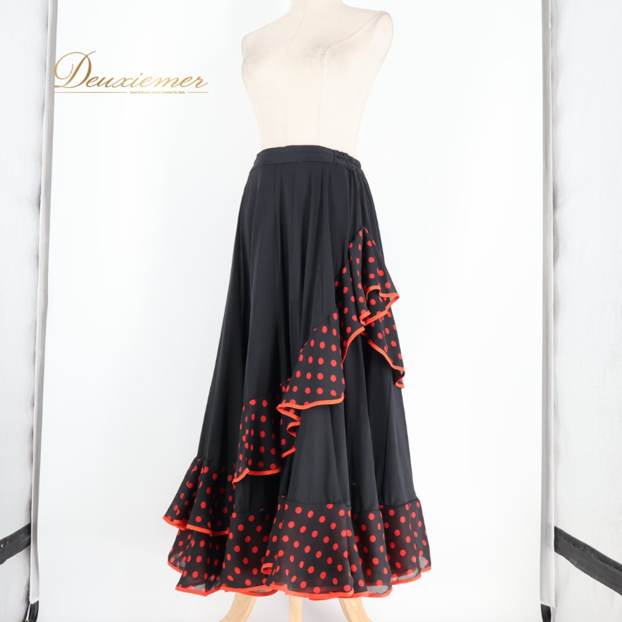 フラメンコ 衣装 prima boutique プリマブティック ファルダ スカート ブラック系 レッド系 黒 赤 水玉 ドット ボランテ フリル ダンス パーティ 発表会 レース レッスン 練習 レディース かわいい 大人 可愛い 舞台衣装 おしゃれ コスチューム