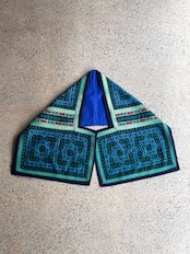 tay original / Vintage H'mong embroidery shawl